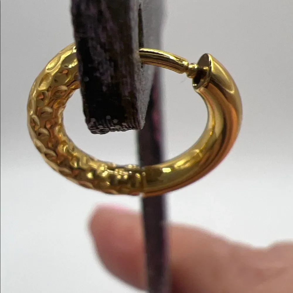 Unbranded gold hammered subtle