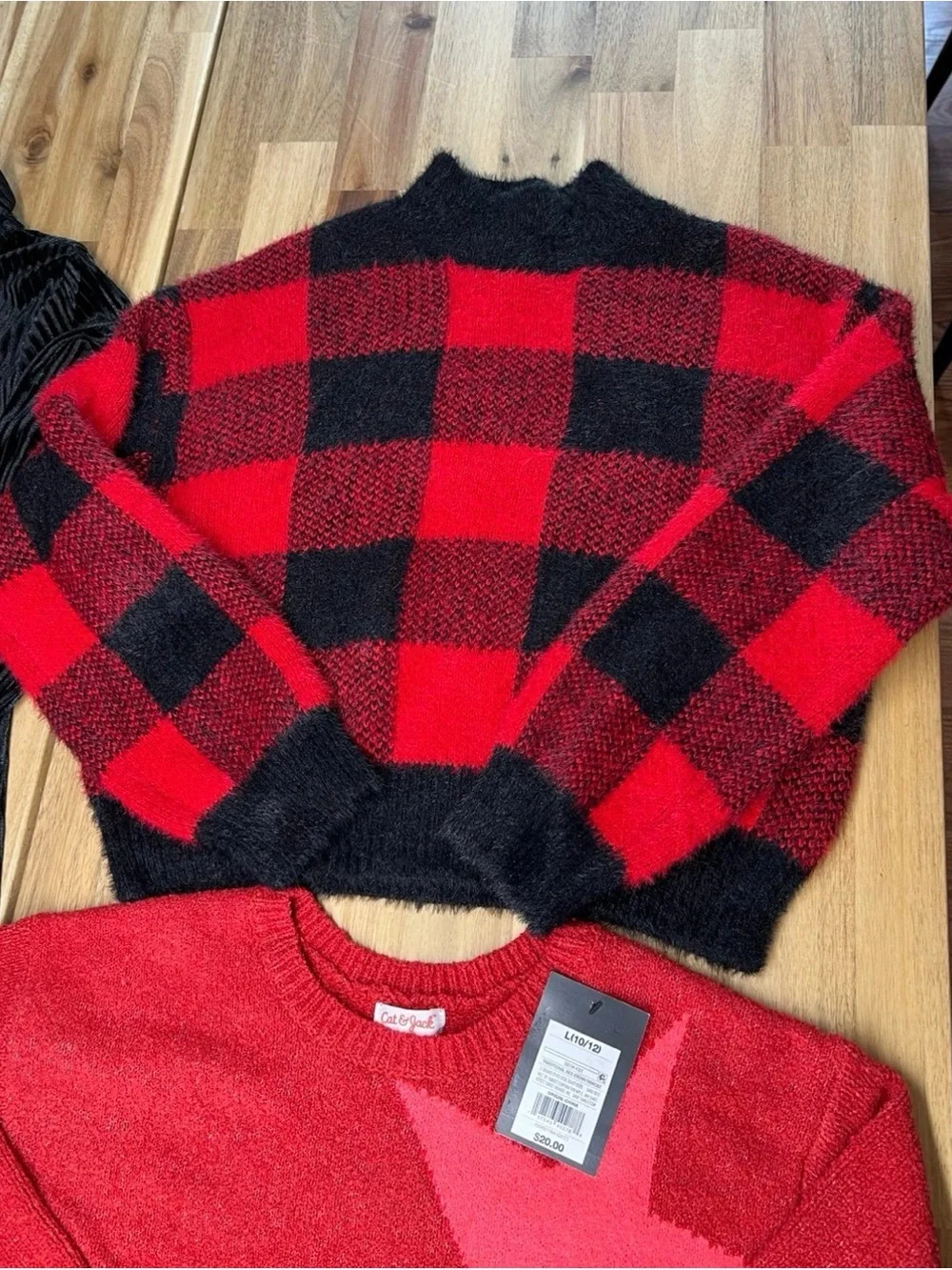 art class new neck nwt