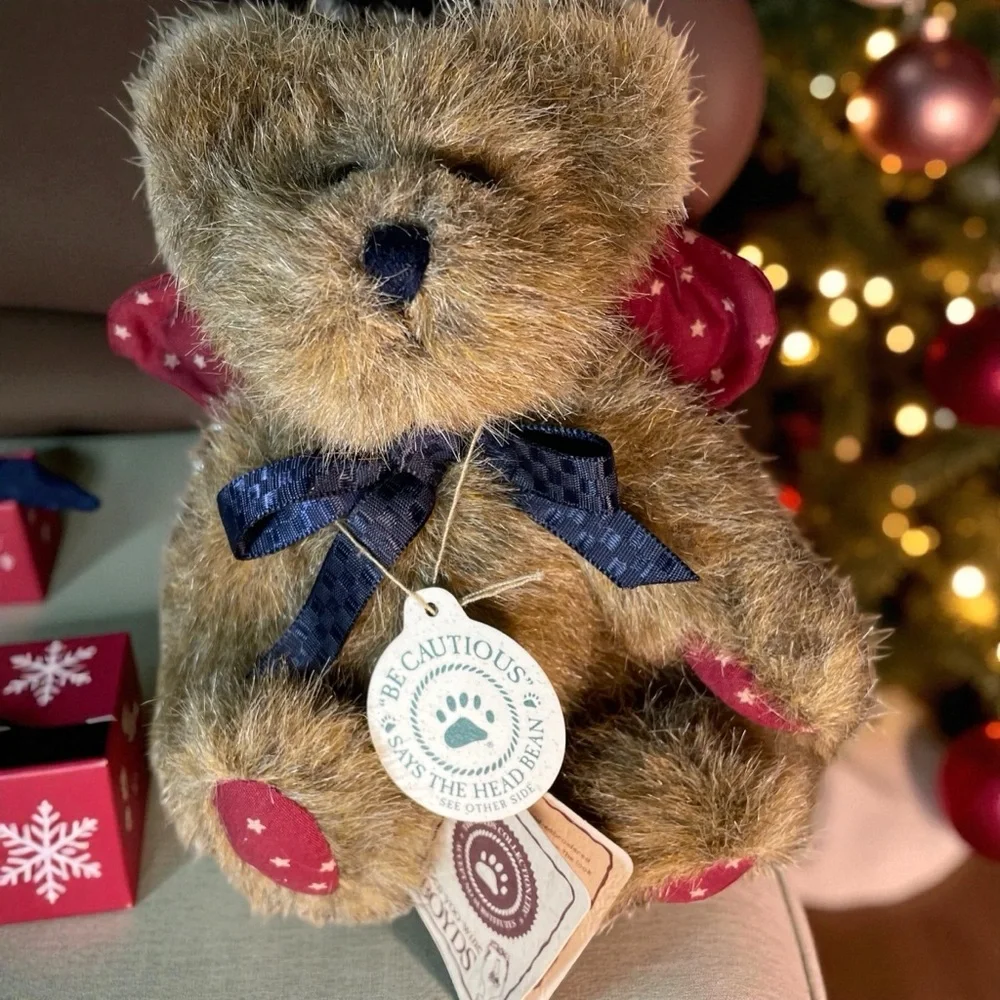 Boyds Bears charming set