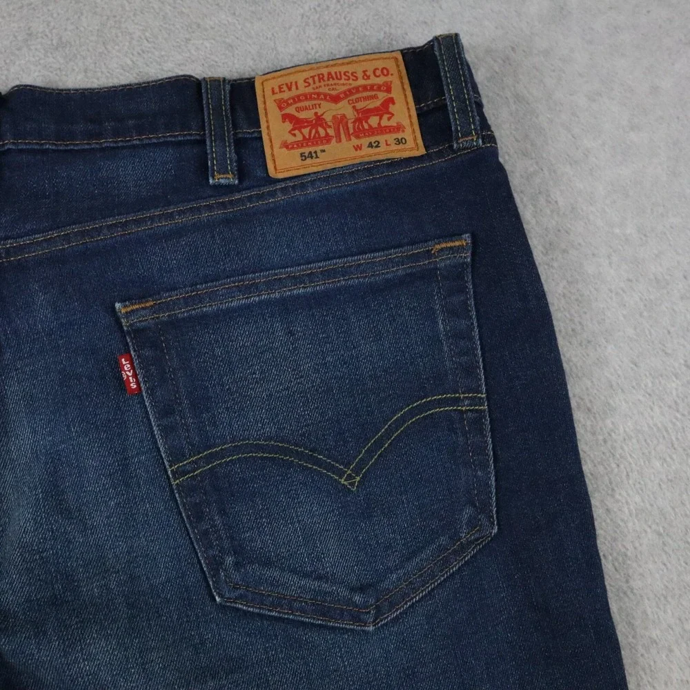 Levis levi 541