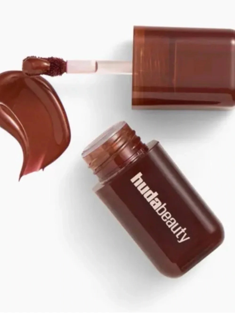 HUDA BEAUTY Blush Filter Blush In Coco loco (Rich warm Brown)