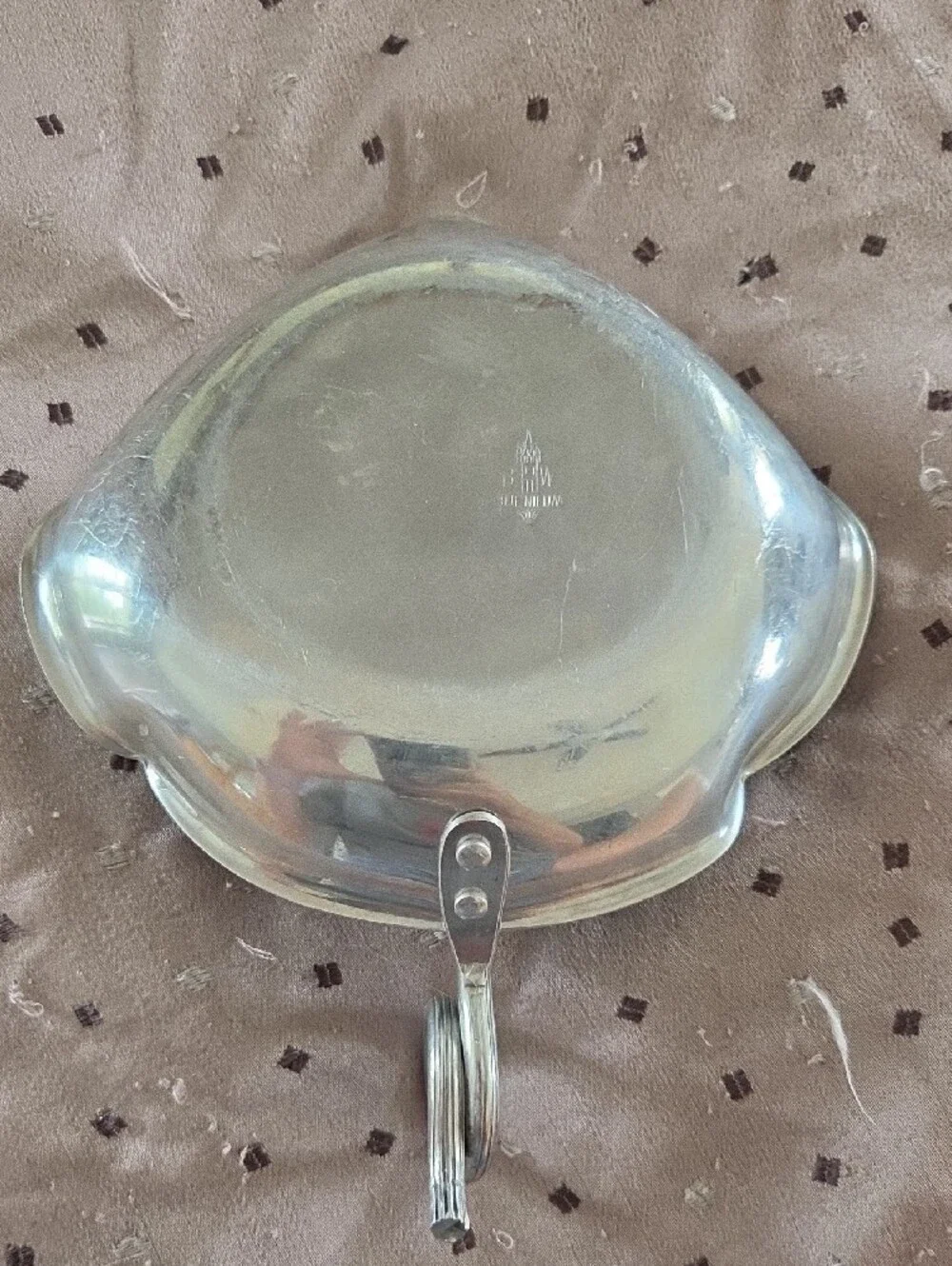 Vintage leaf shaped