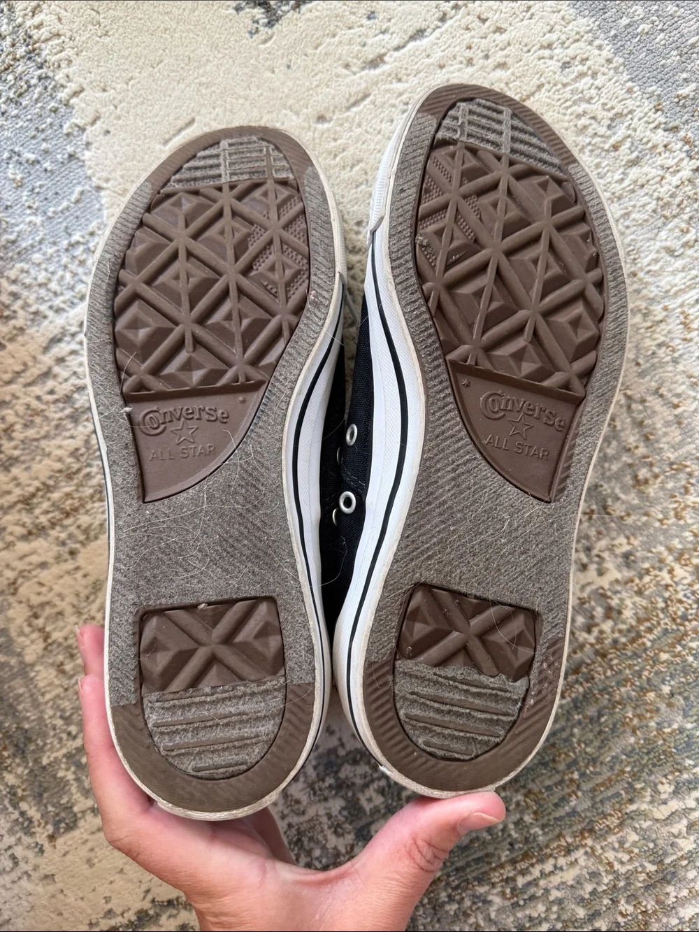 Converse iconic low