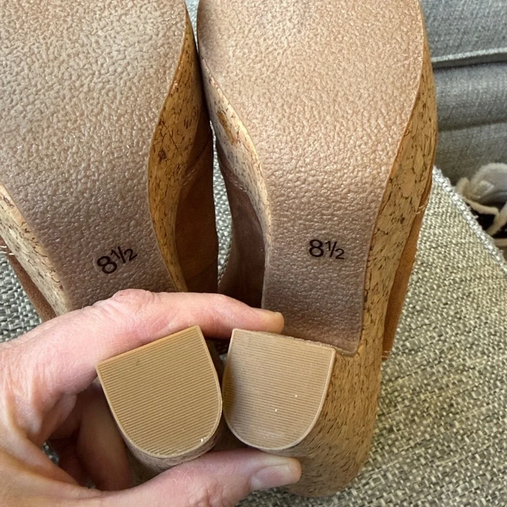 NEW Xhilaration Women’s Y2K Brown Suede Cork Platform Slingback Heels Size 8.5