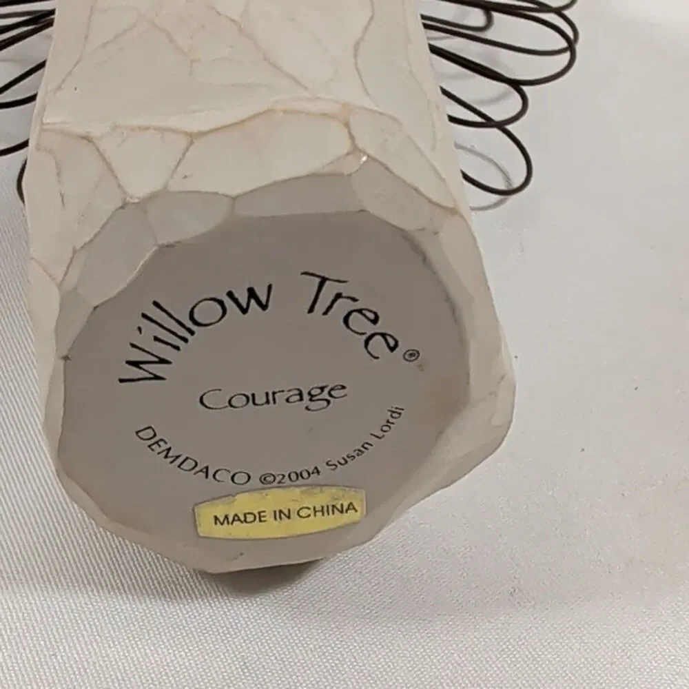 Willow Tree Courage Susan Lordi Demdaco Angel Figurine Wire Wings 5.5