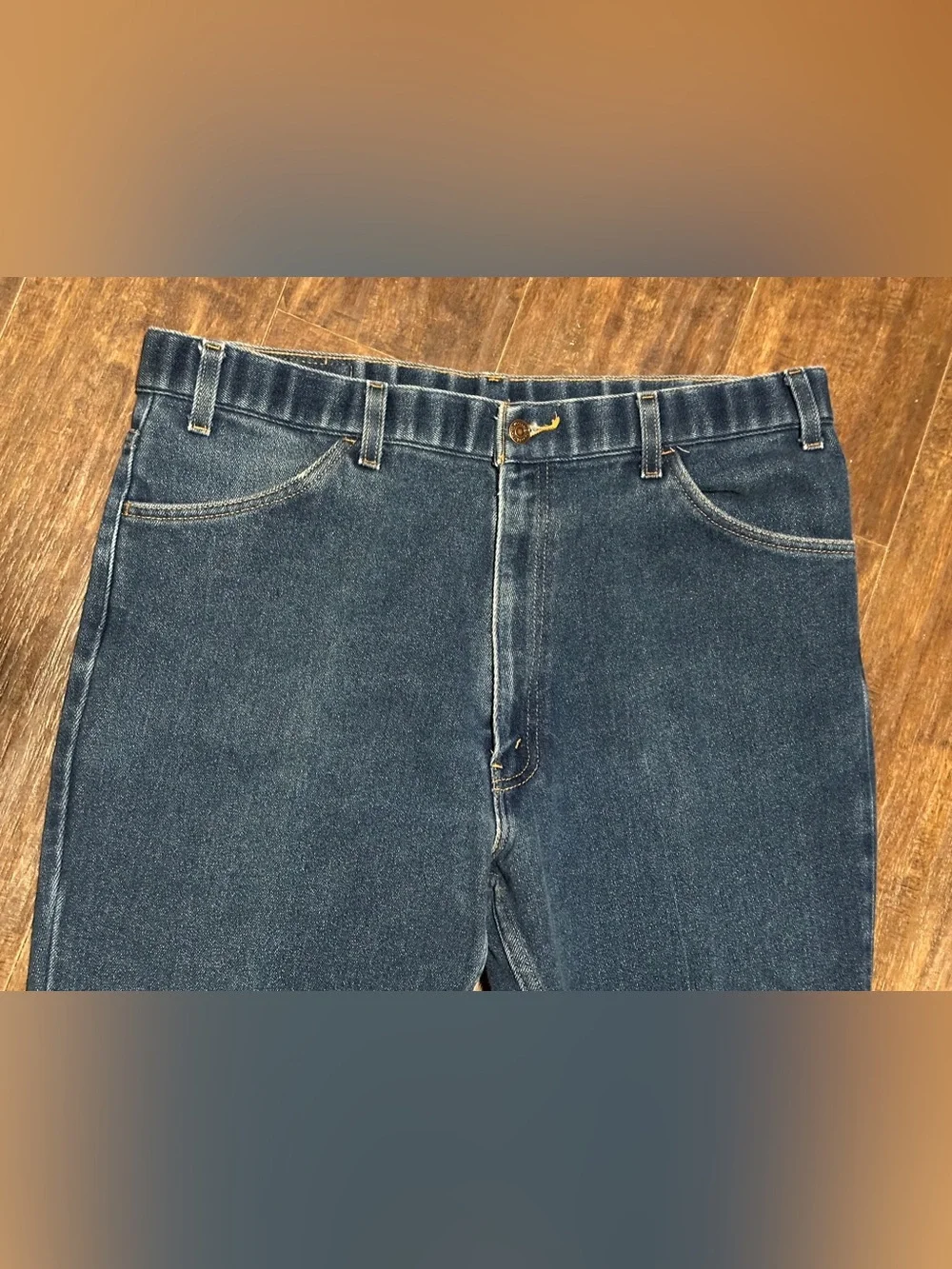 Levis 1990 orange