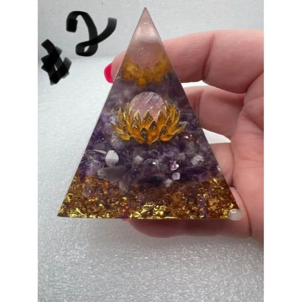 Unbranded widest sphere pyramid