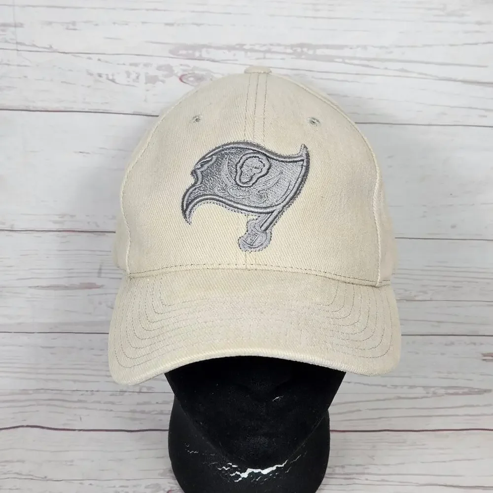 Tampa Bay Buccaneers Hat ANNCO Baseball Cap Men's Adjustable Beige Tan NFL