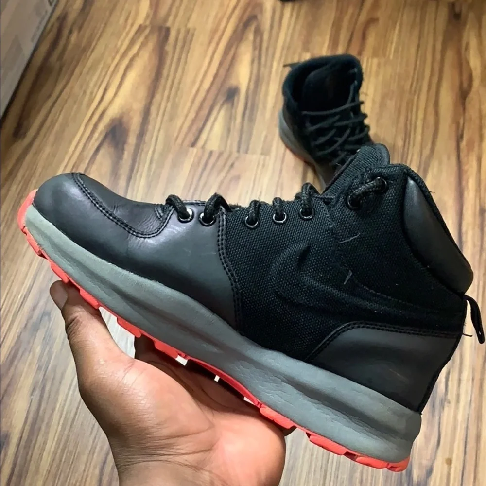 Nike ACG Youth Shoes