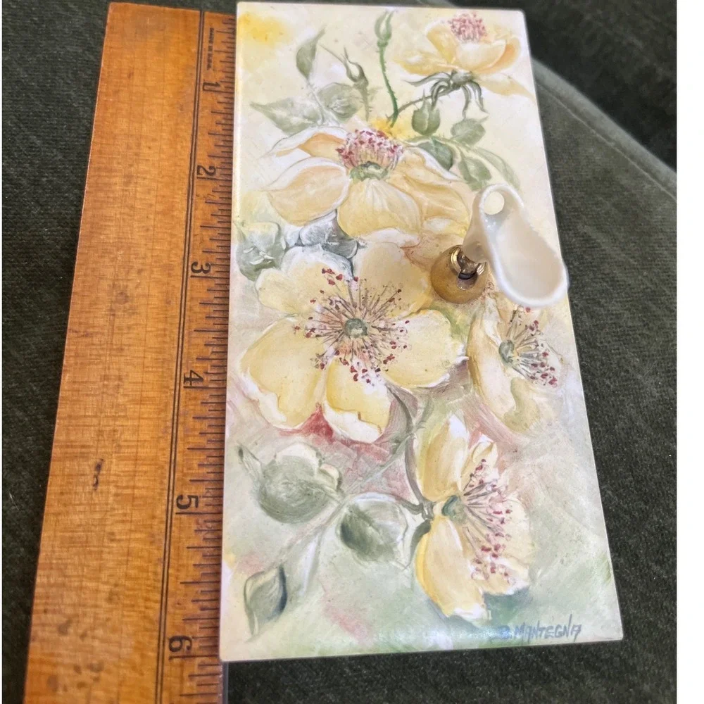 N/A vintage hand
