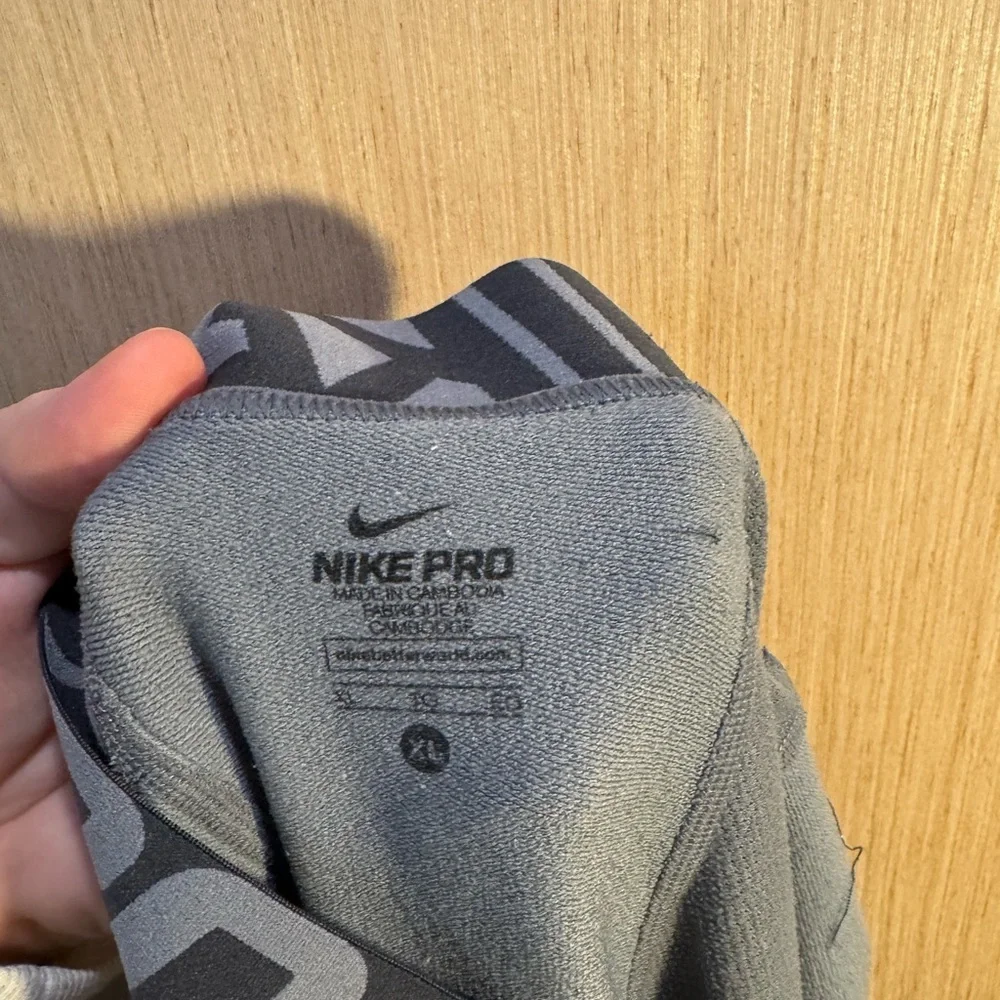 Nike pro compression