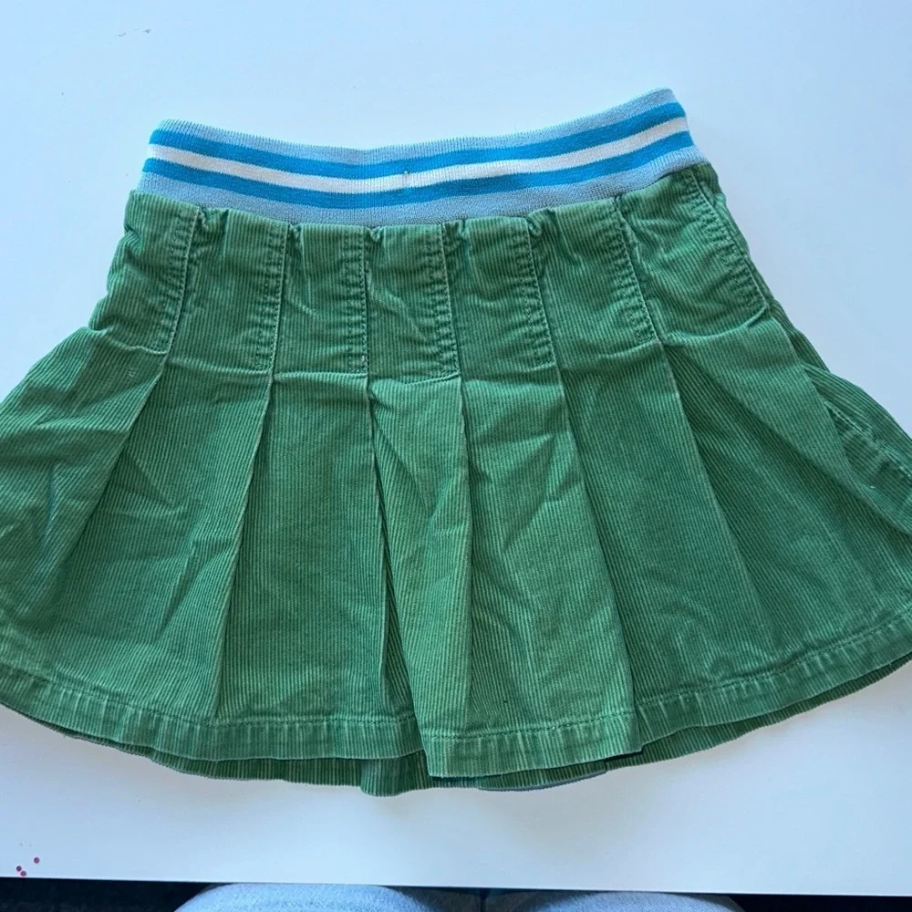 Mini Boden Corduroy Pleated Skirt Green St Patrick’s 5/6