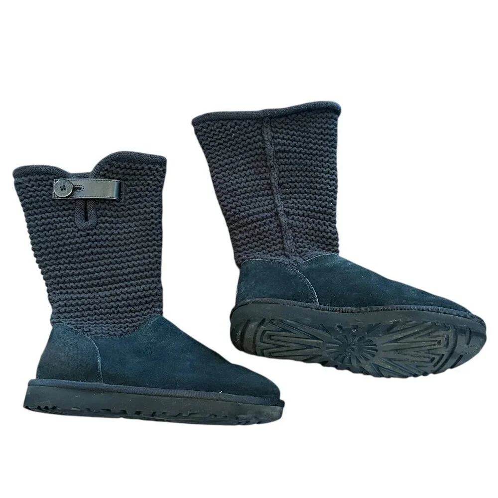 UGG shaina black