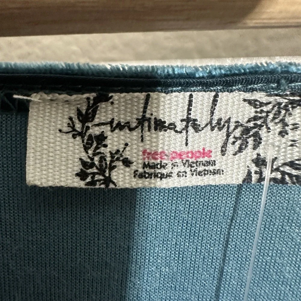 Free People t98 flaws stains