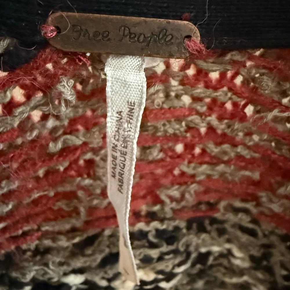 Free People excellent featuring