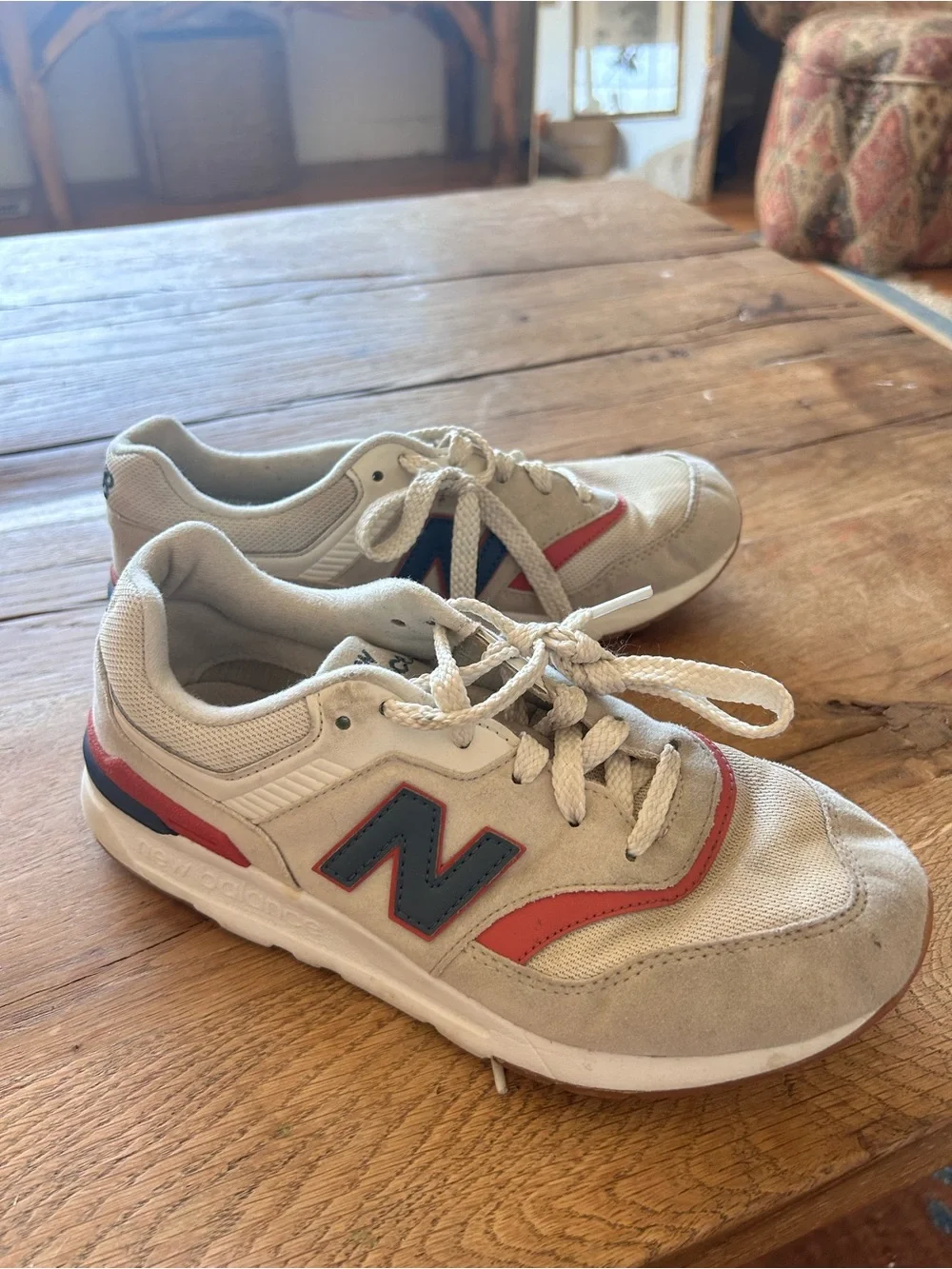 New Balance Kids Light red white and blue  Accent Sneakers