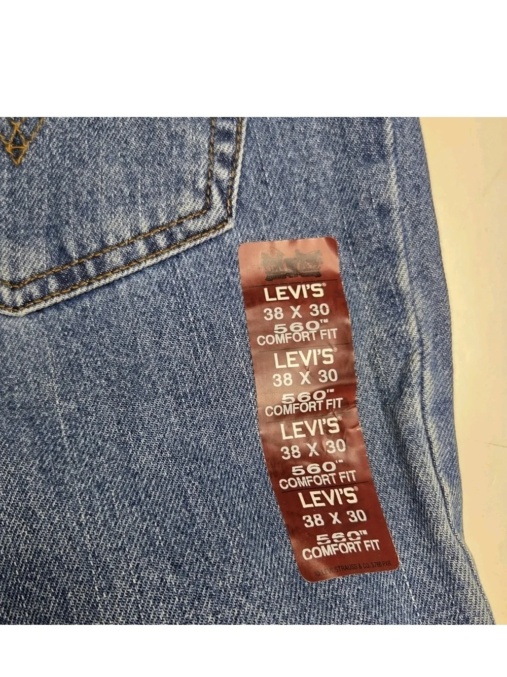 Levis *size tag
