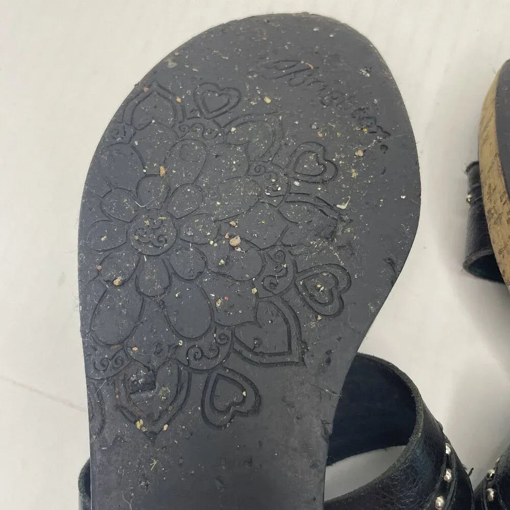 Brighton sandals size