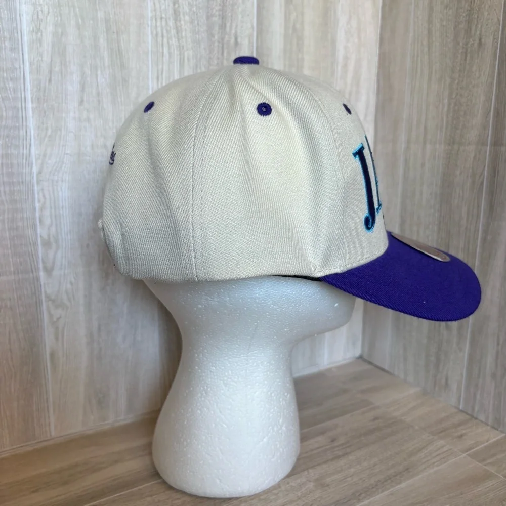 Utah Jazz Basketball Flat Bill Mitchell & Ness Men's Cream and Purple Hat