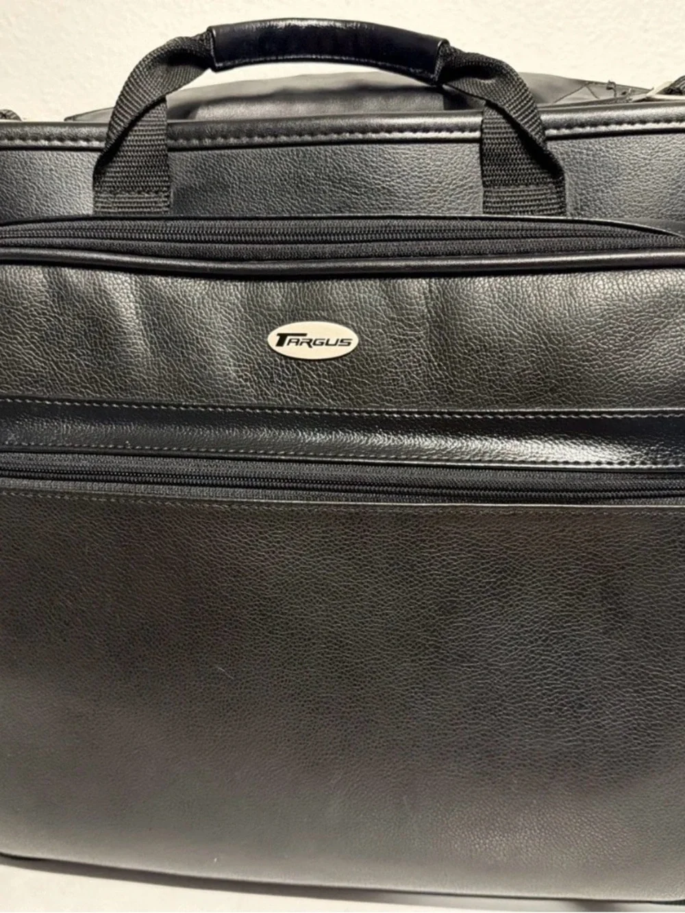 Targus Black Laptop Briefcase with Front Organizer Pocket