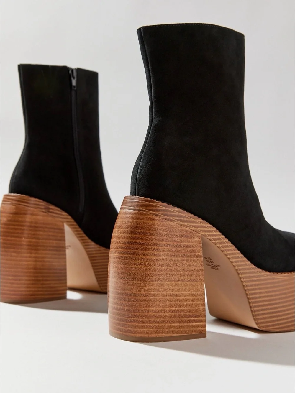 Urban Outfitters Anna Leather Platform Boot Size 6