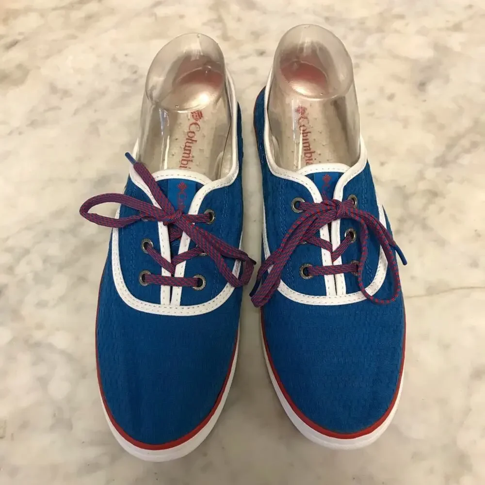 Columbia lace up
