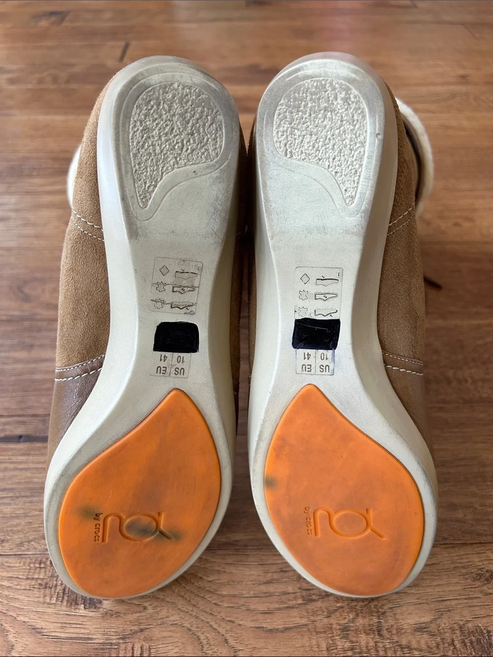 CROCS you by