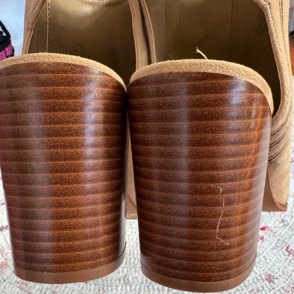 Vince Camuto vince camuto
