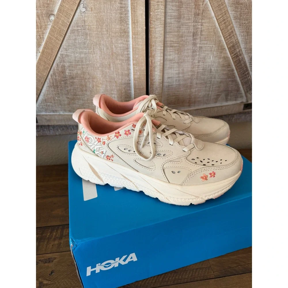 Hoka One One hoka clifton