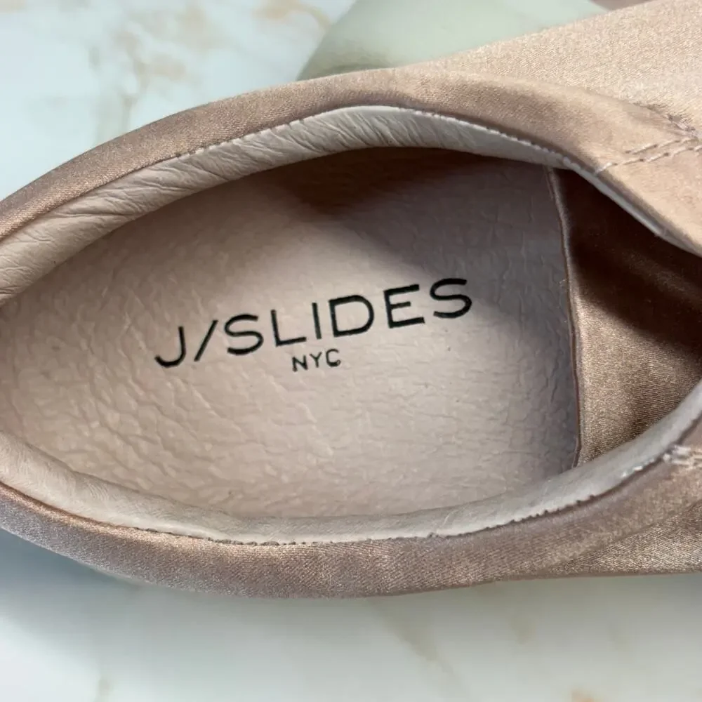 J/SLIDES *no up