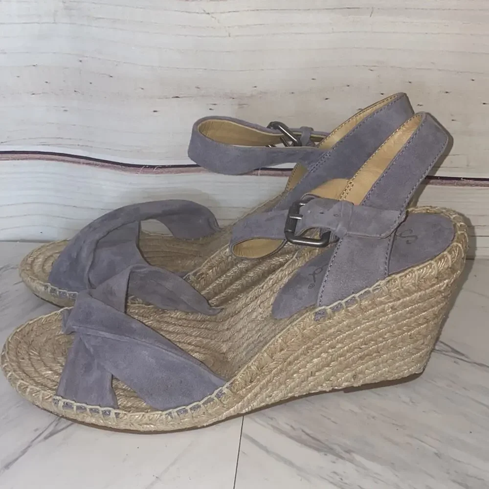 Splendid grey suede