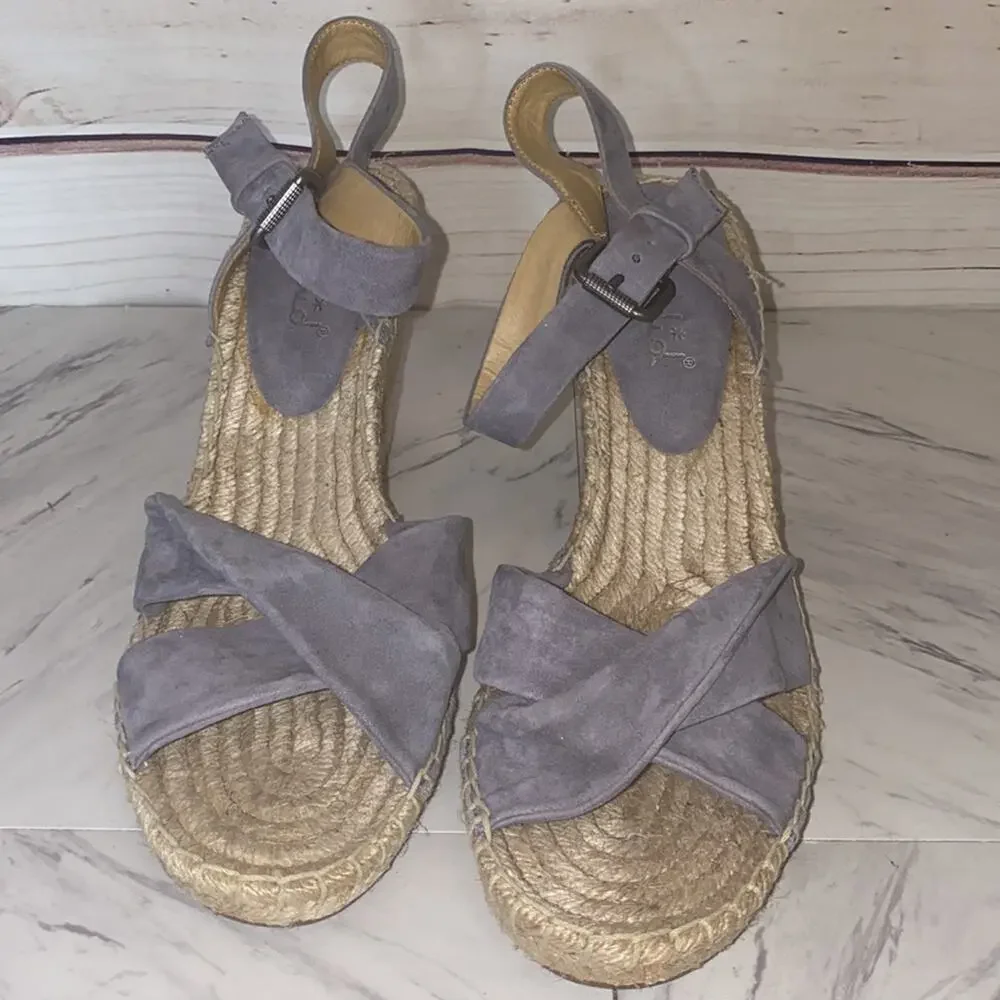 Splendid grey suede