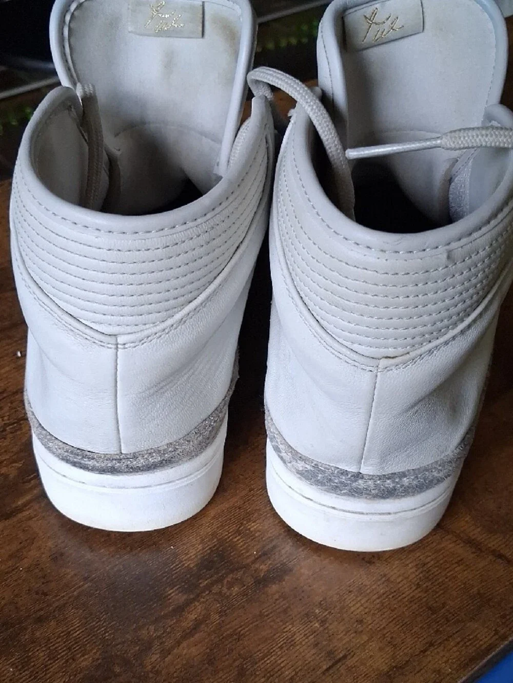 Jordan toe tops