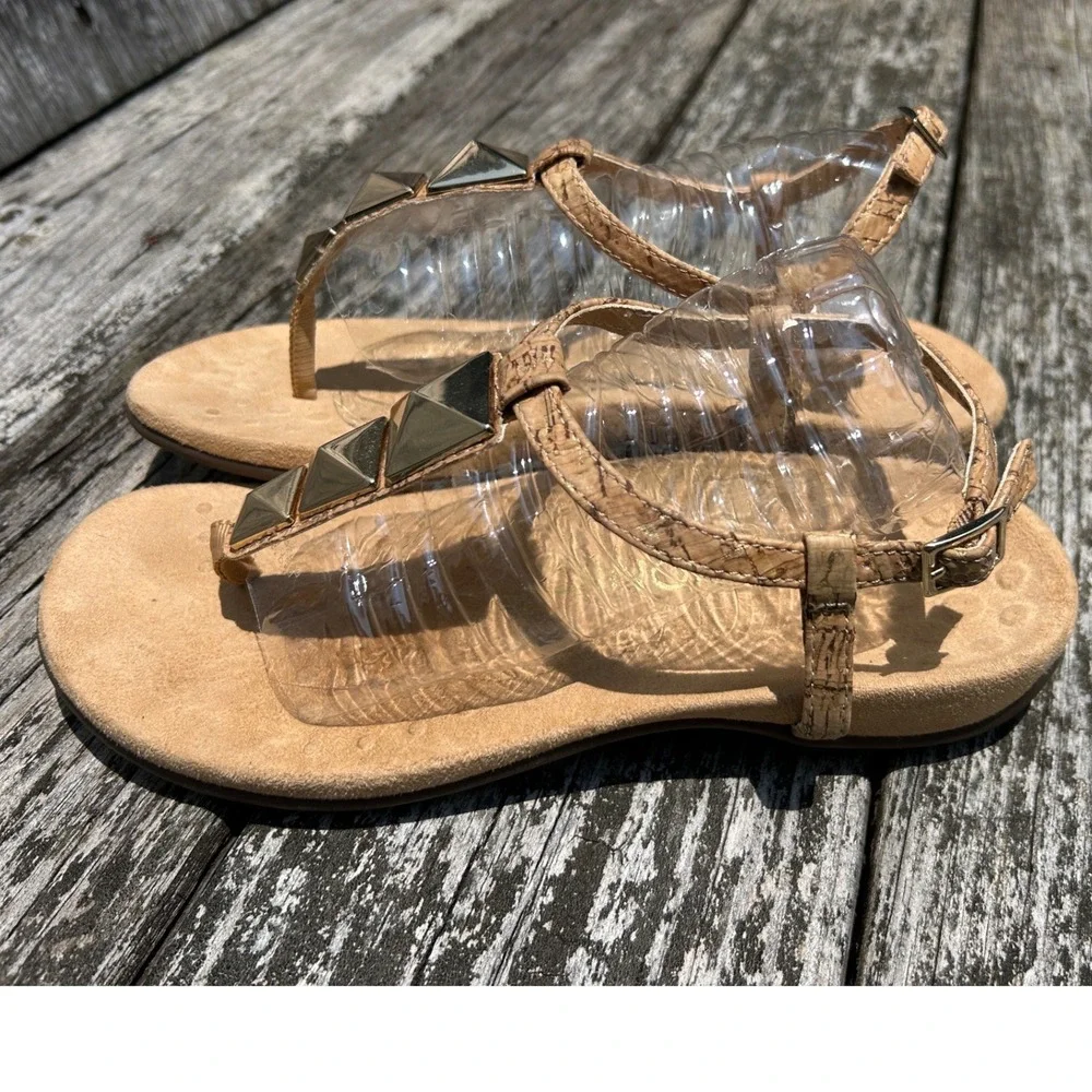 Vionic Monala Cork Studded Slingback Sandals Tan Gold Pyramid Thong Womens 7