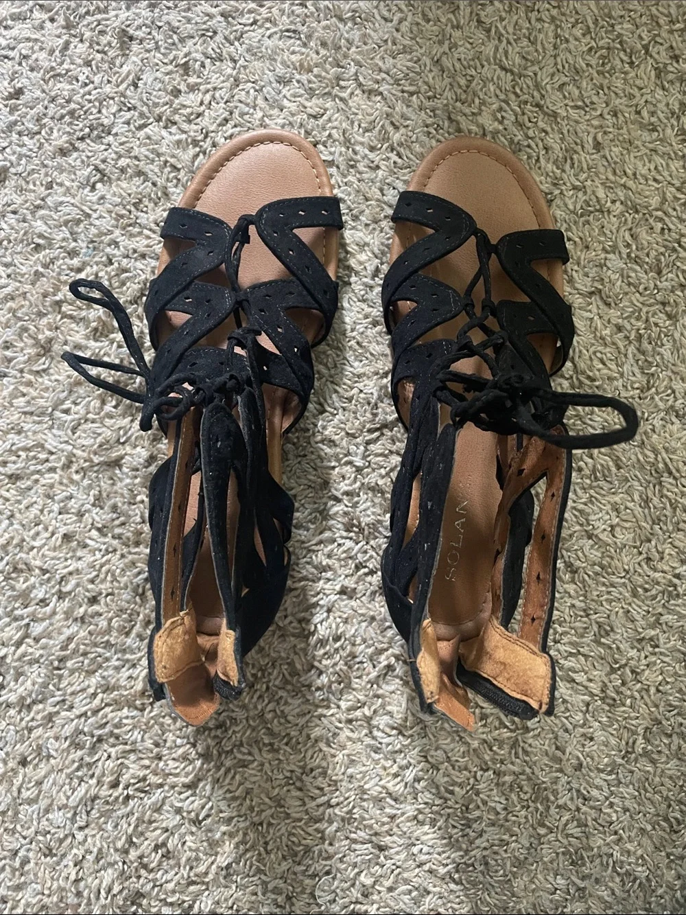 Solanz stylish gladiator