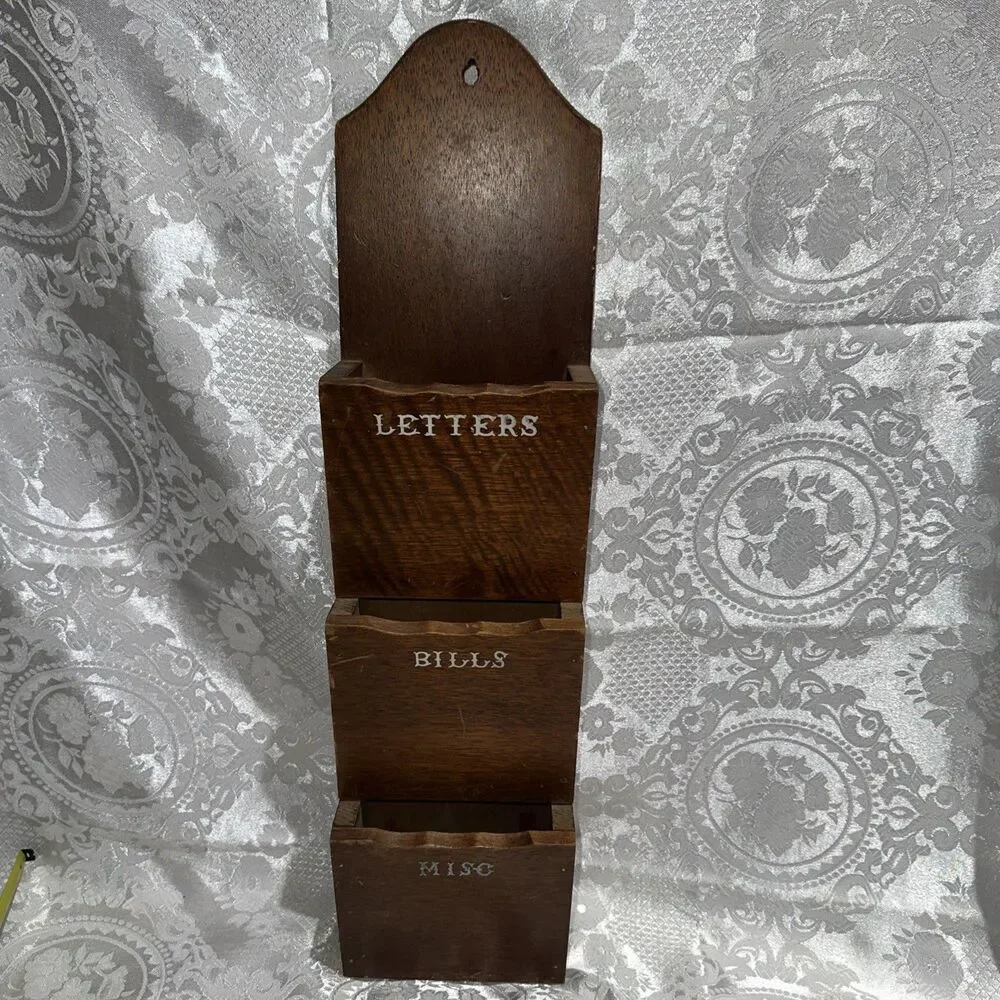 VTG Wood Organizer Wall Mail Holder