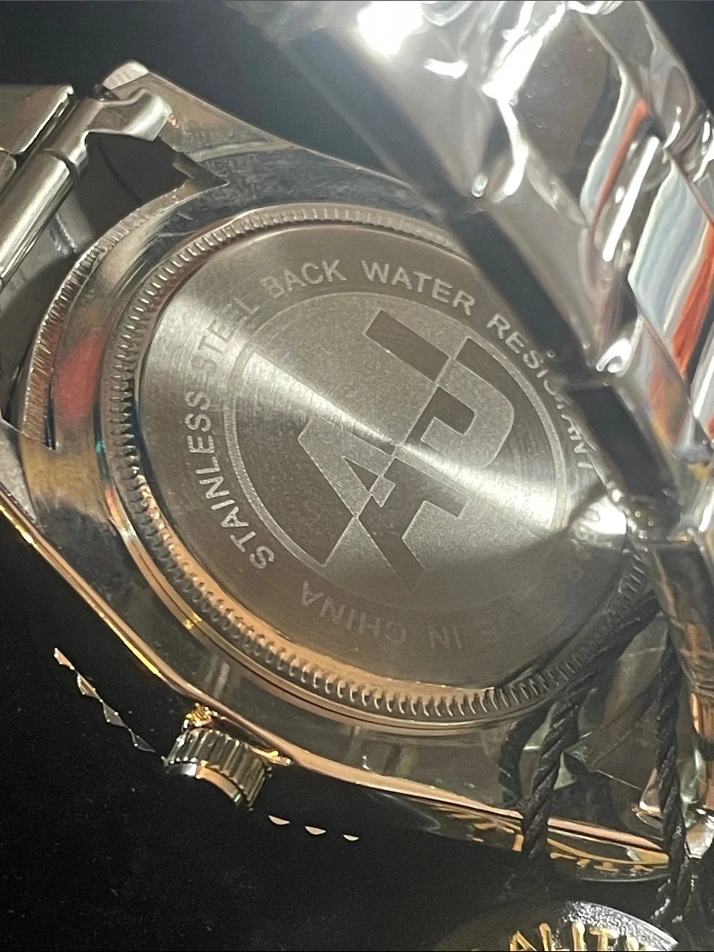 AJ USA Men’s Watch Green Face size 7