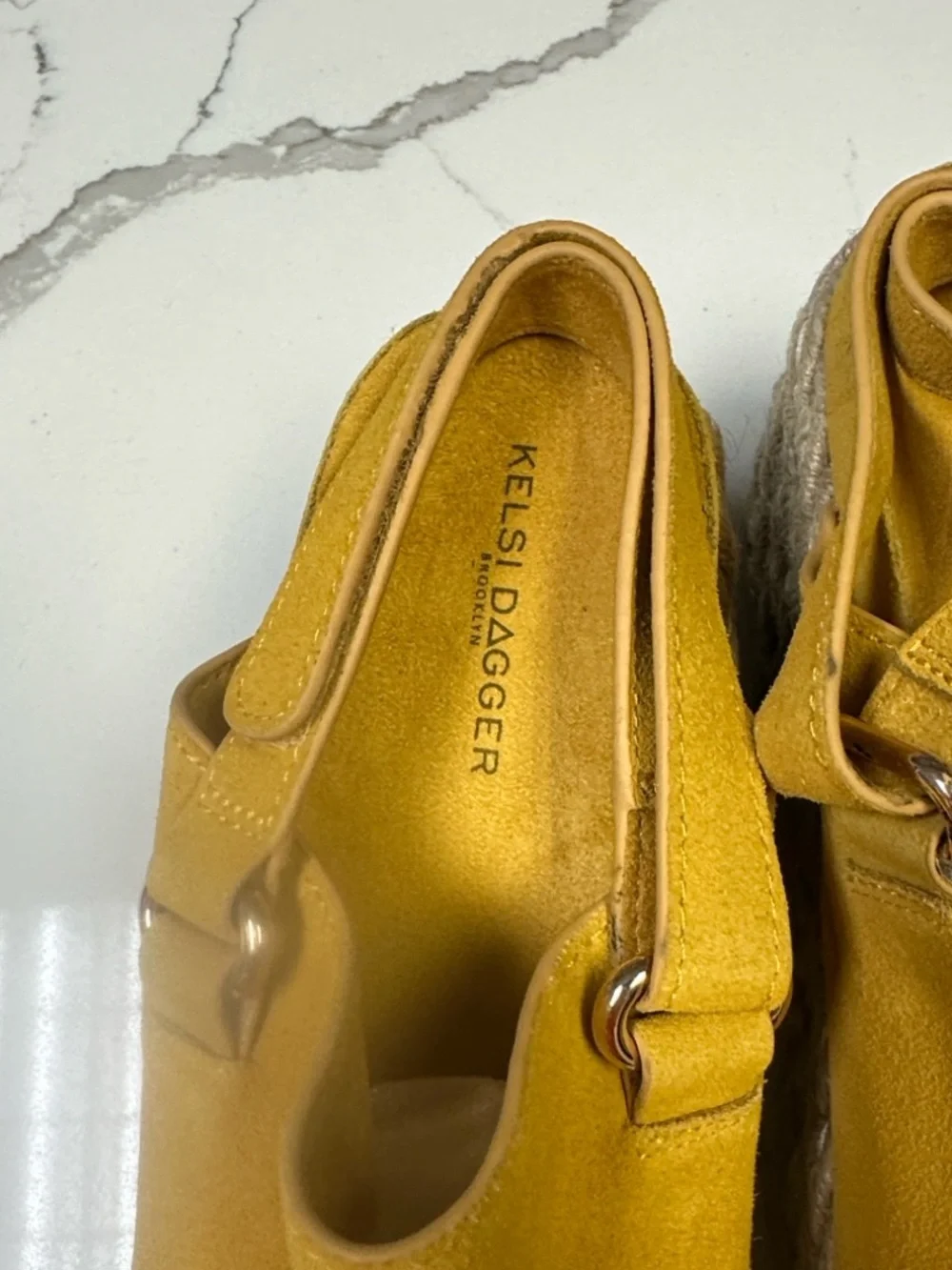 Anthro Kelsi Dagger Brooklyn Keys Yellow Suede Platform Espadrille Sandal Sz 11