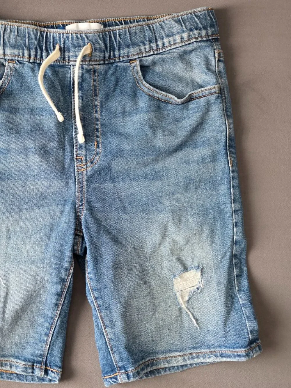 Old Navy Boys Denim Jean Shorts Size XL (14–16) – Excellent Condition