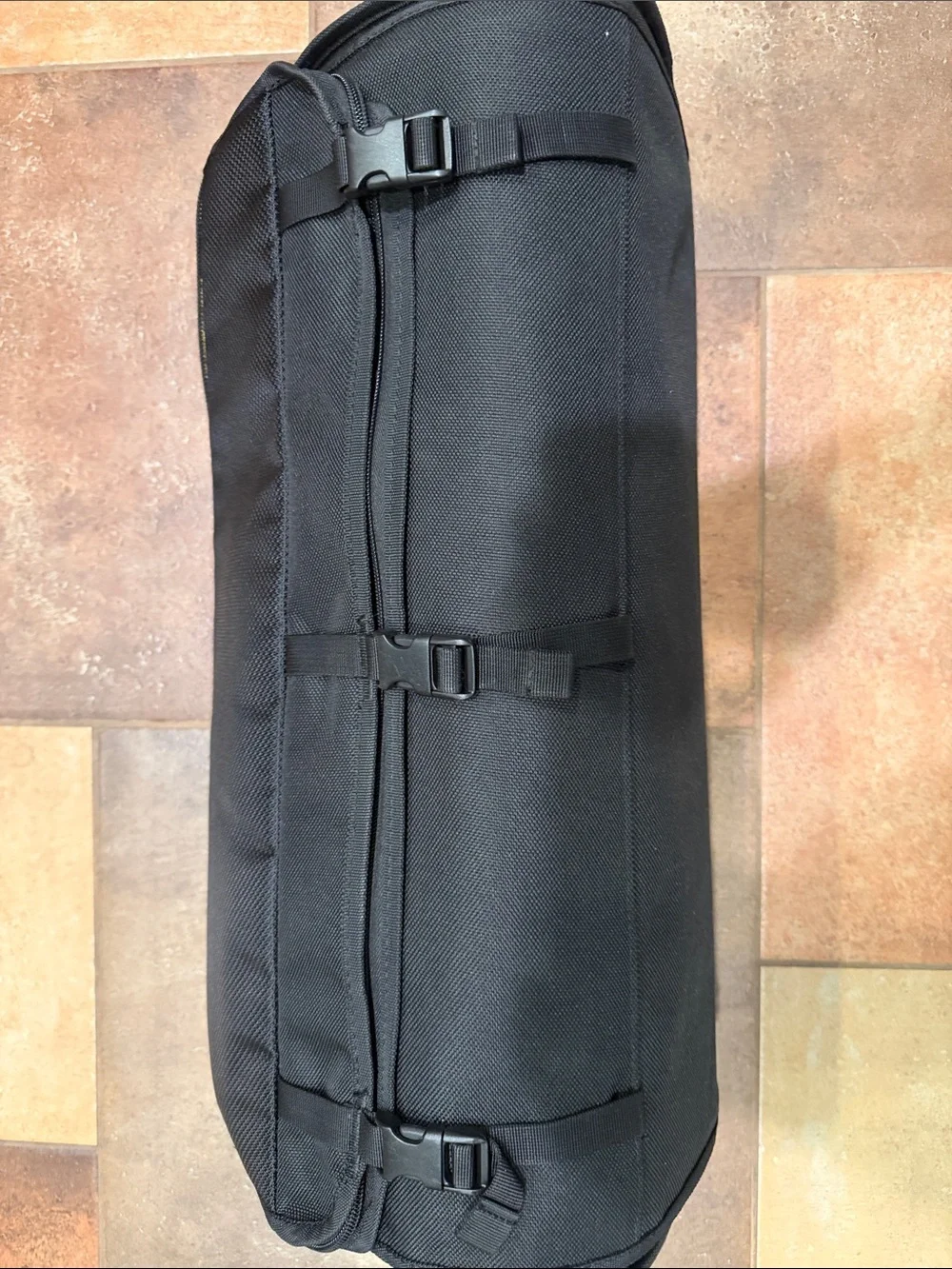 SkyRoll Black Men’s Gear Bag with Yellow Accent