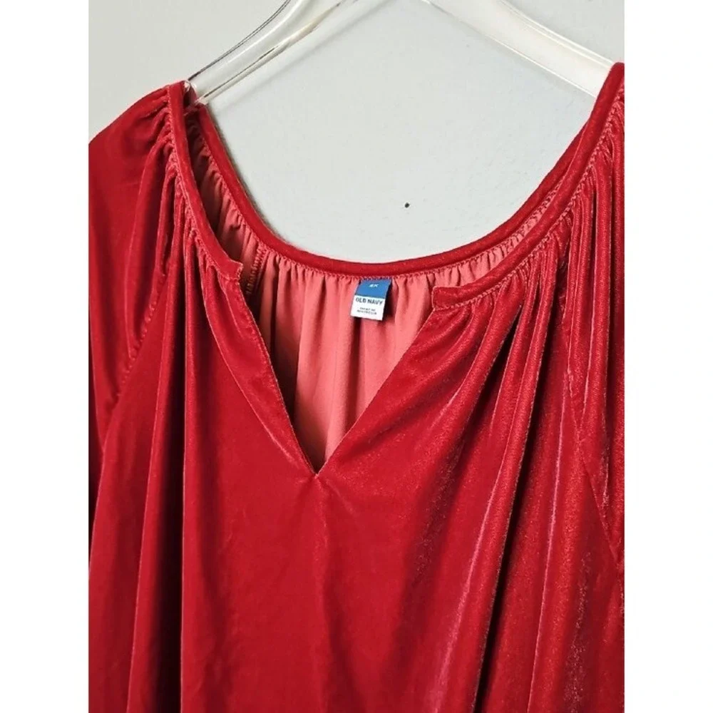 Old Navy detailing business style