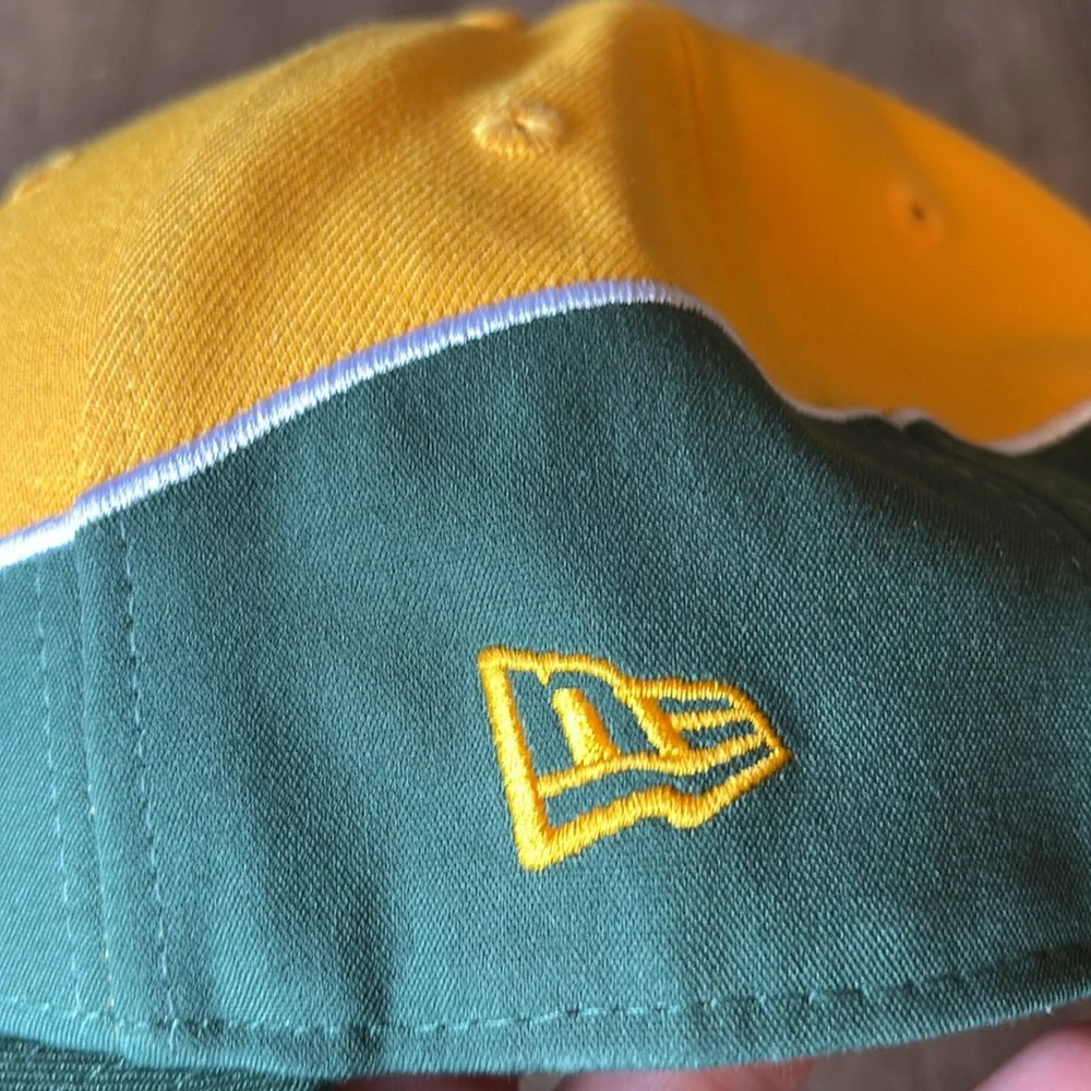 New Era stylish cap