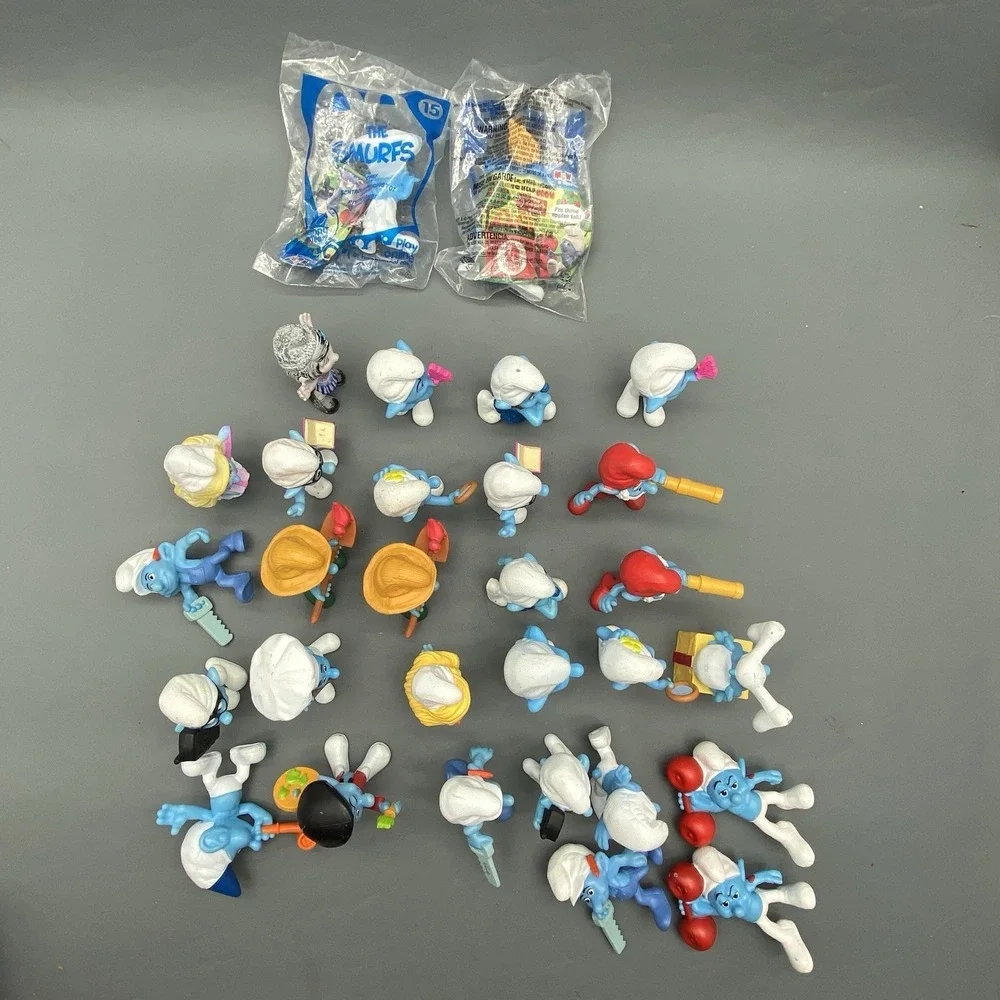 2011-2013 McDonalds Lot Of 31 Smurfs Hefty, Smurfette Figurine Many Duplicates