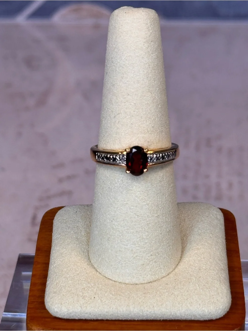 Vintage Garnet Tone Ring Gold Tone Clear Accent Stones Size 8 D8