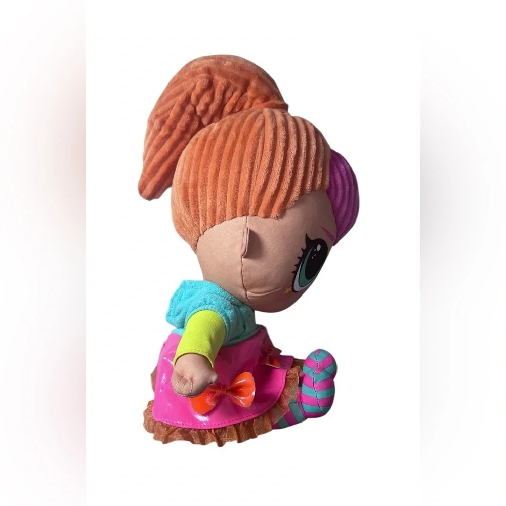 L.O.L. Surprise! cuddle up