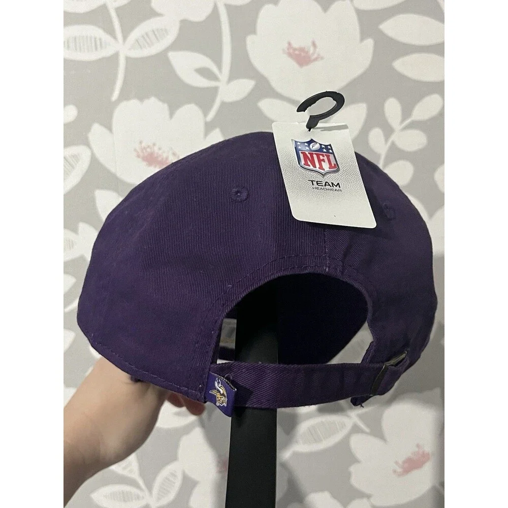 NFL team apparel