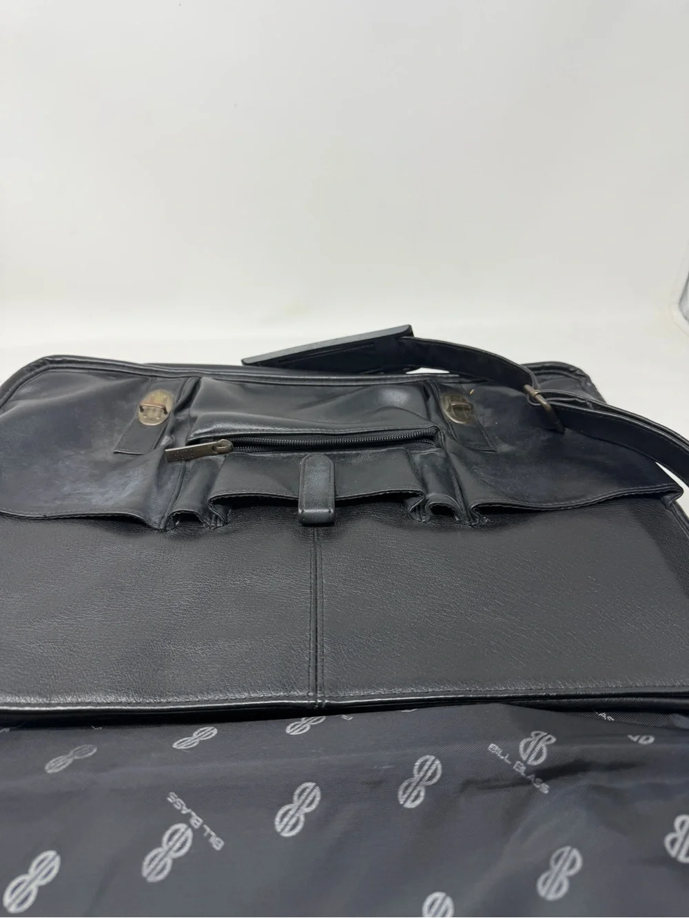 bill blass bill pocket