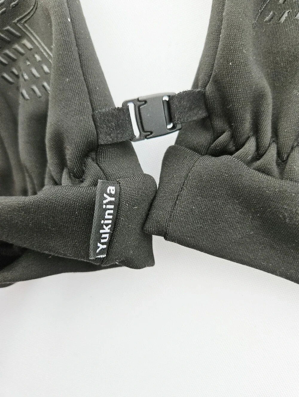 N/A comfortable black