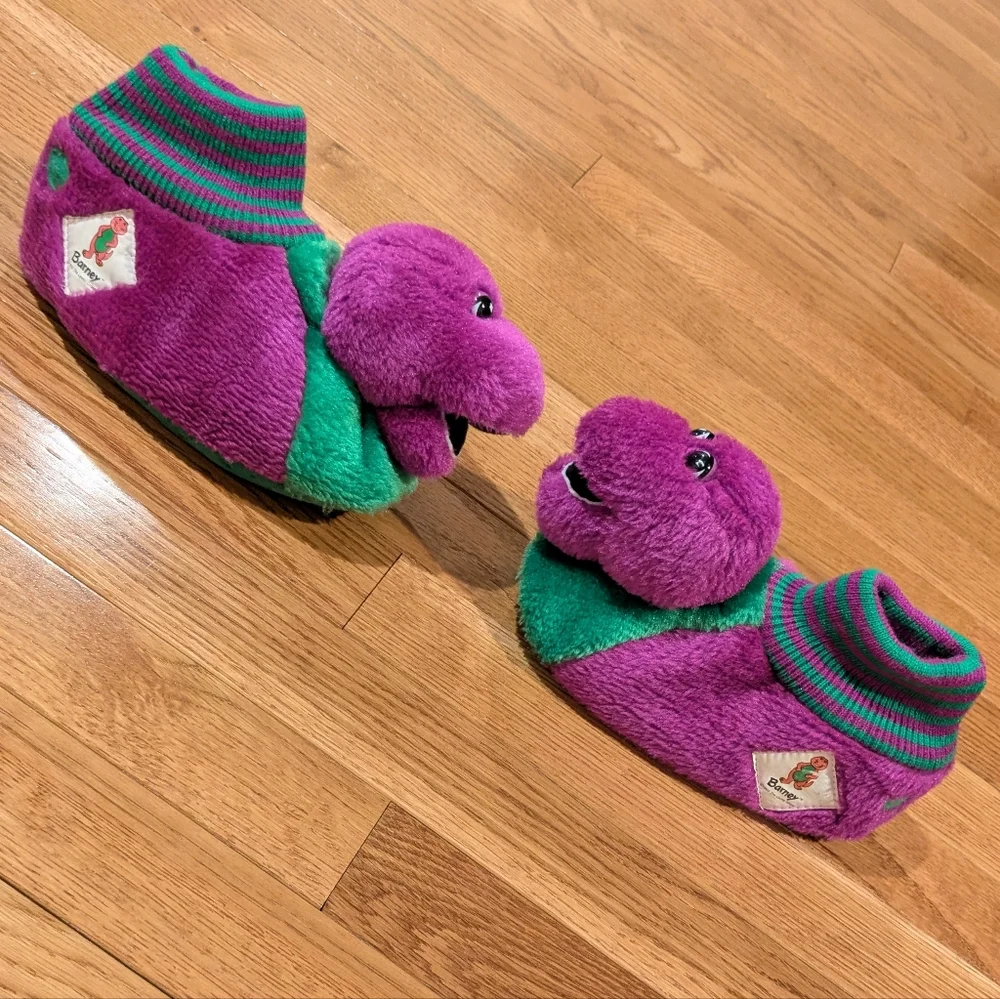 Barney The Dinosaur 1993 Purple and Green Plush Slippers  11-12 XL