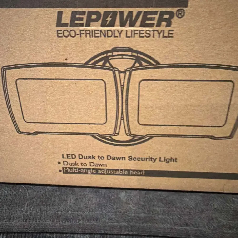 LEPOWER‎ LED Dusk to Dawn Security Light Outdoor Flood Light NIB